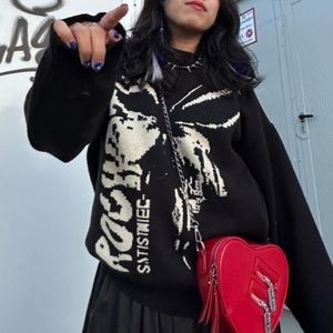 OVERSIZED BUTTERFLY SWEATER